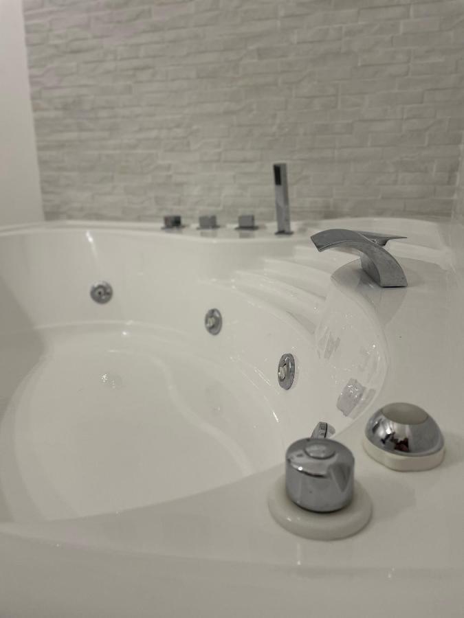 Rosa Dei Venti Apartment Катания Экстерьер фото